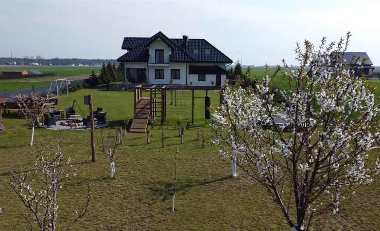 dom na sprzedaż - Łęka Opatowska, Trzebień